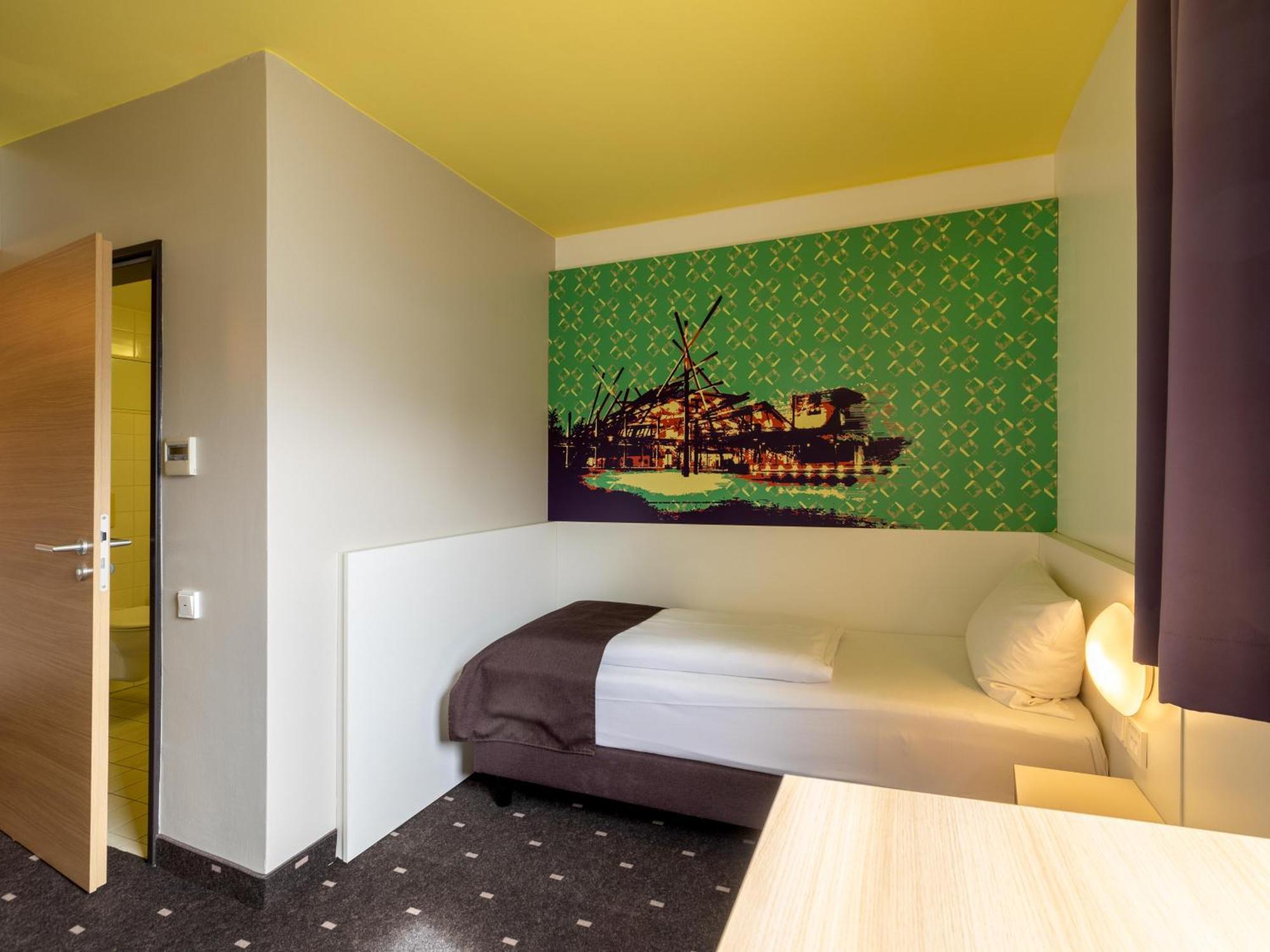 B&B Hotel Oberhausen Am Centro Экстерьер фото